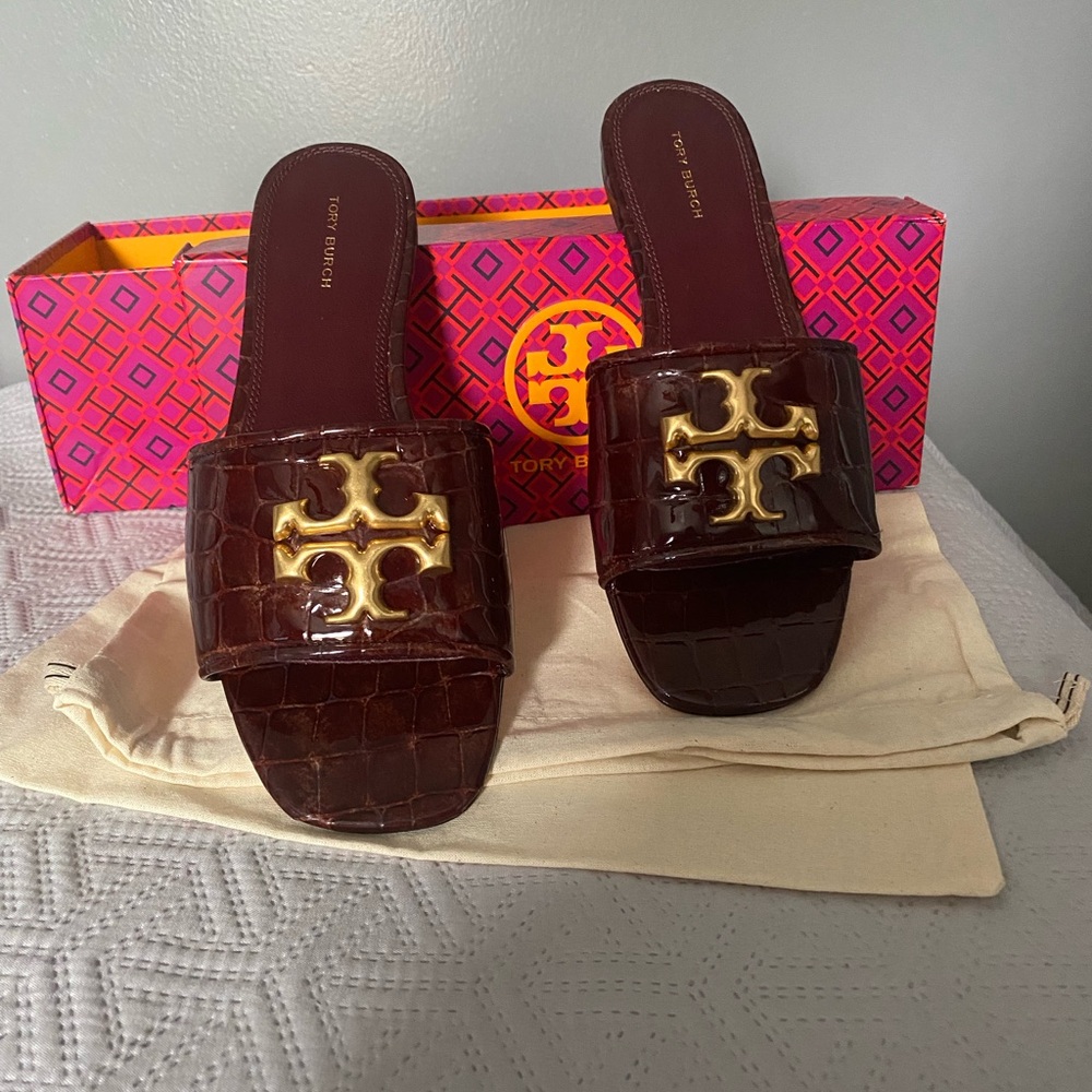 Brand new Tory Burch brown crocs sandals- never worn